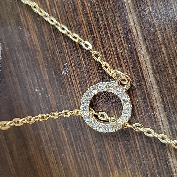 NWOT Angel wings necklace - Picture 5 of 6